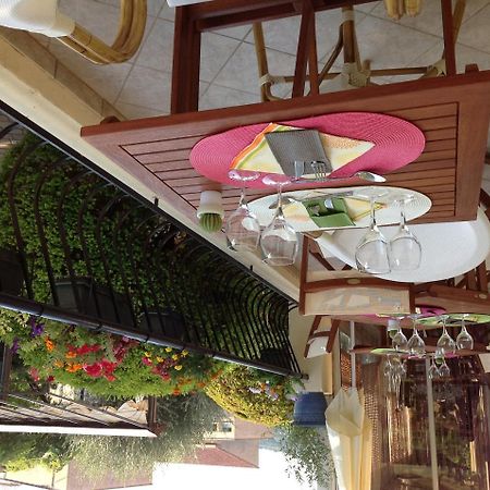 Hotel Restaurant Les Oliviers Ньон Экстерьер фото